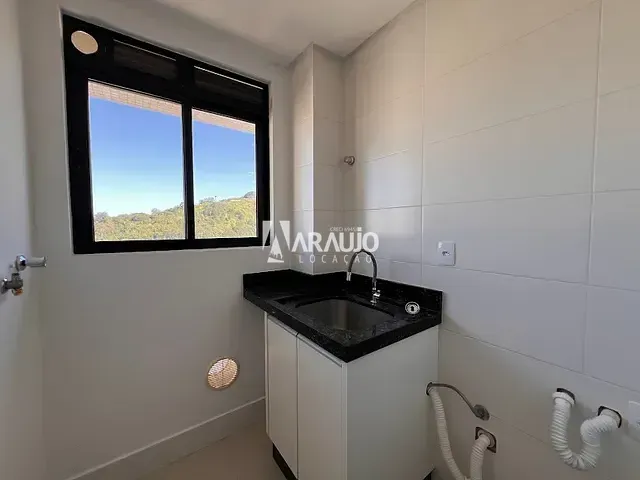 Apartamento para alugar, no bairro Centro em Itajaí