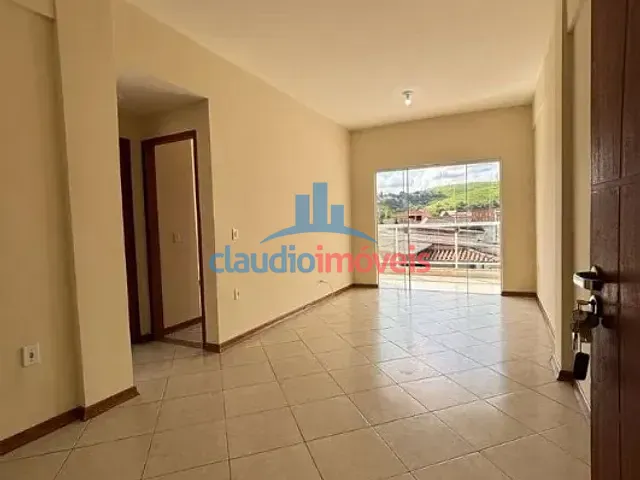 Apartamento 2 quartos e 1 banheiro, para alugar, no bairro Sessenta em Volta Redonda