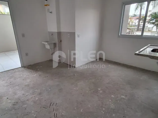 Apartamento 1 quarto e 1 banheiro, à venda, no bairro Vila Aurora em São Paulo