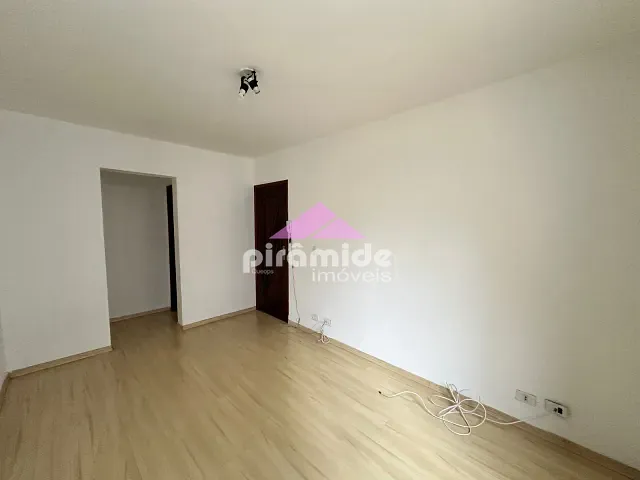 Apartamento 2 quartos e 1 banheiro, para alugar, no bairro Jardim São Dimas em São José dos Campos