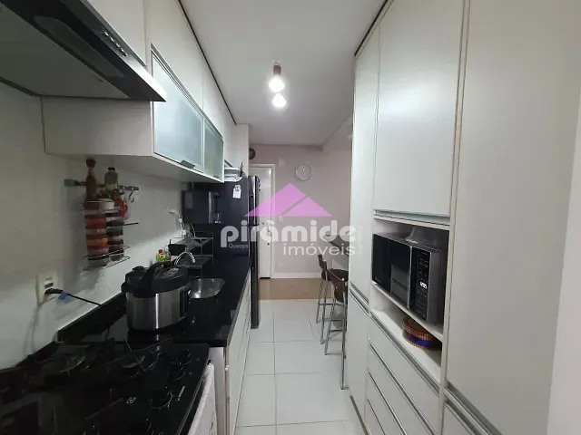 Apartamento 2 quartos e 2 banheiros, à venda, no bairro Bosque dos Eucaliptos em São José dos Campos