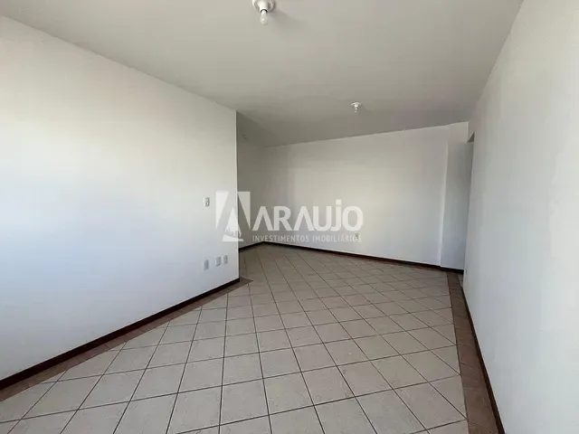 Apartamento 3 quartos e 1 banheiro, à venda, no bairro Centro em Itajaí