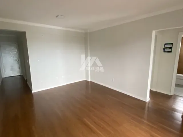 Apartamento 3 quartos e 2 banheiros, à venda, no bairro Centro em Guarapuava