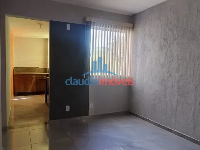 Apartamento 2 quartos e 1 banheiro, para alugar, no bairro Colônia Santo Antônio em Barra Mansa