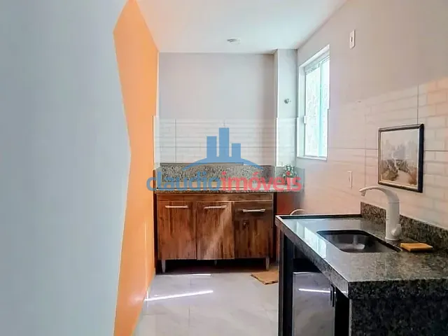 Apartamento 2 quartos e 1 banheiro, para alugar, no bairro Colônia Santo Antônio em Barra Mansa