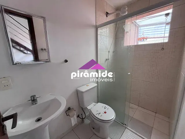 Apartamento 1 quarto e 1 banheiro, à venda, no bairro Centro em Caraguatatuba