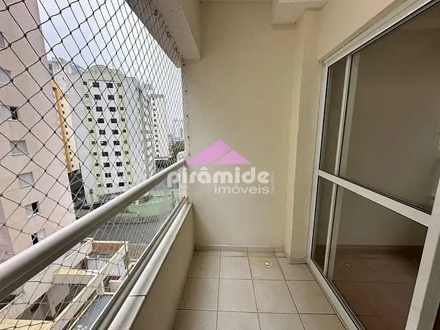 Apartamento 3 quartos e 1 banheiro, para alugar, no bairro Parque Residencial Aquarius em São José dos Campos