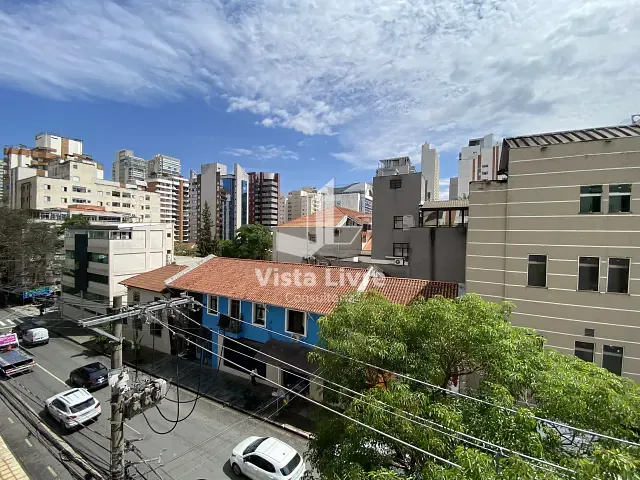 Apartamento com 110m² 3 quartos e 2 banheiros, à venda, no bairro Pinheiros em São Paulo