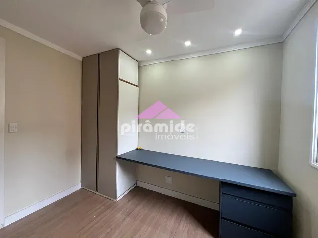 Apartamento 2 quartos e 1 banheiro, para alugar, no bairro Jardim Topázio em São José dos Campos
