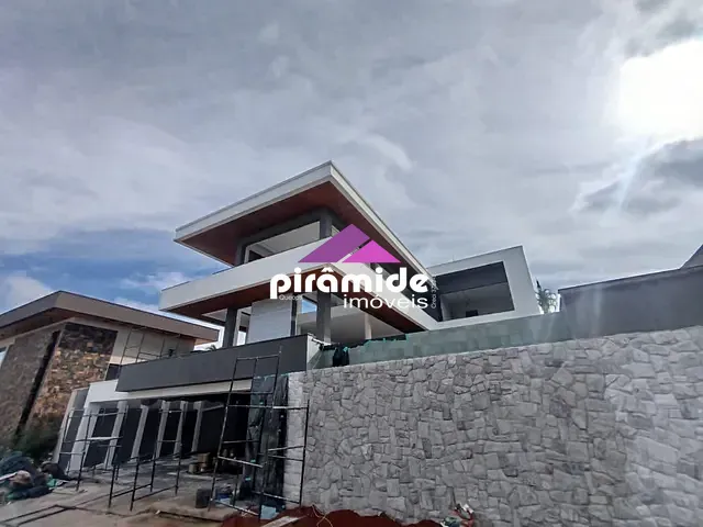 Casa com 720m² 5 quartos e 7 banheiros, à venda, no bairro Urbanova em São José dos Campos