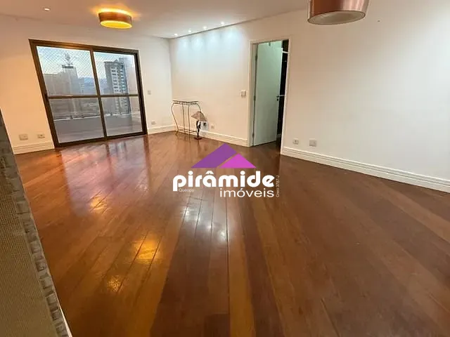 Apartamento 4 quartos e 3 banheiros, à venda, no bairro Centro em São José dos Campos
