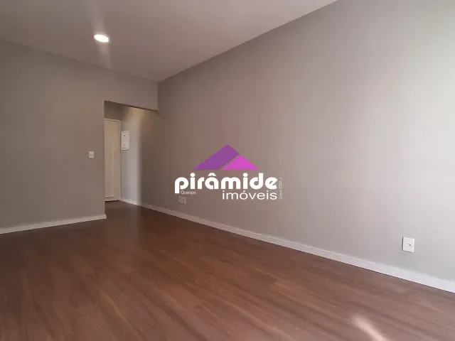 Apartamento 2 quartos e 1 banheiro, à venda, no bairro Conjunto Residencial Trinta e Um de Março em São José dos Campos