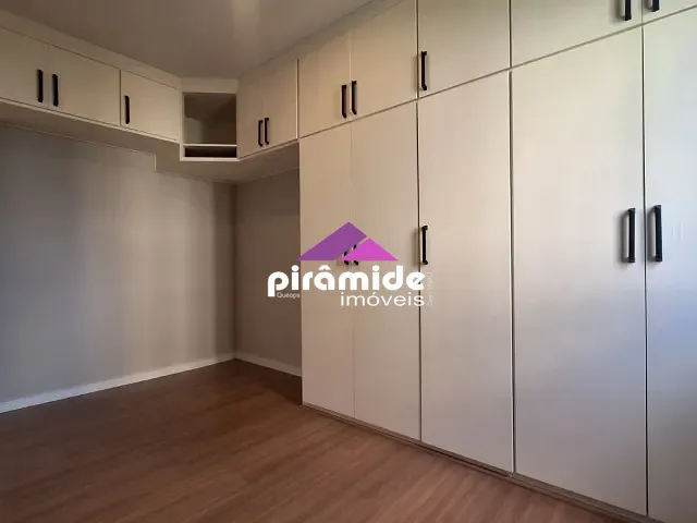 Apartamento 2 quartos e 1 banheiro, à venda, no bairro Conjunto Residencial Trinta e Um de Março em São José dos Campos