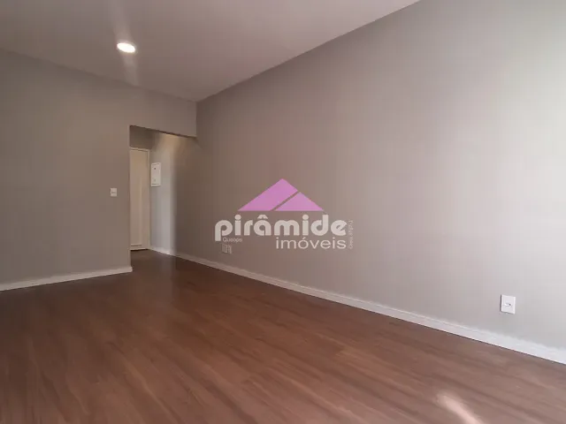 Apartamento 2 quartos e 1 banheiro, à venda, no bairro Conjunto Residencial Trinta e Um de Março em São José dos Campos