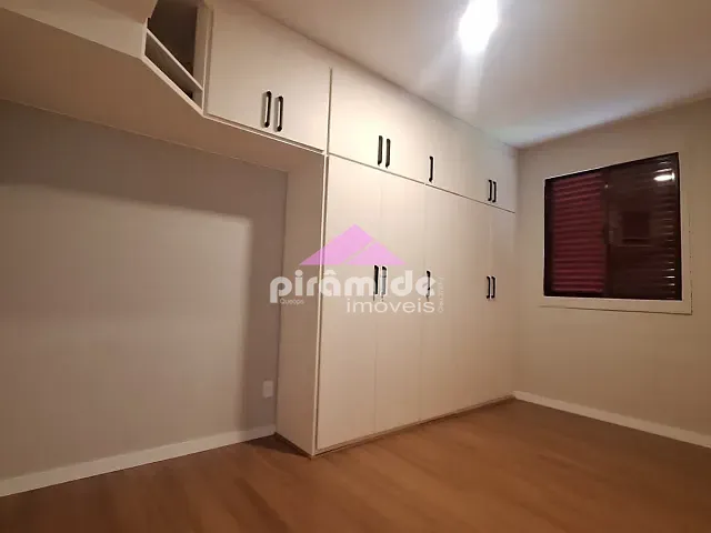 Apartamento 2 quartos e 1 banheiro, à venda, no bairro Conjunto Residencial Trinta e Um de Março em São José dos Campos
