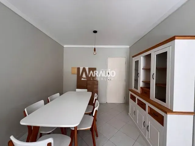 Apartamento 2 quartos e 1 banheiro, para alugar, no bairro Ressacada em Itajaí