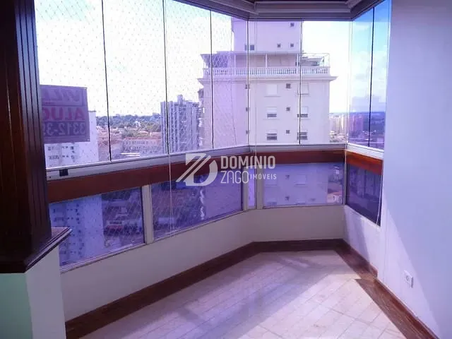 Apartamento 3 quartos e 3 banheiros, para alugar, no bairro Centro em Uberaba
