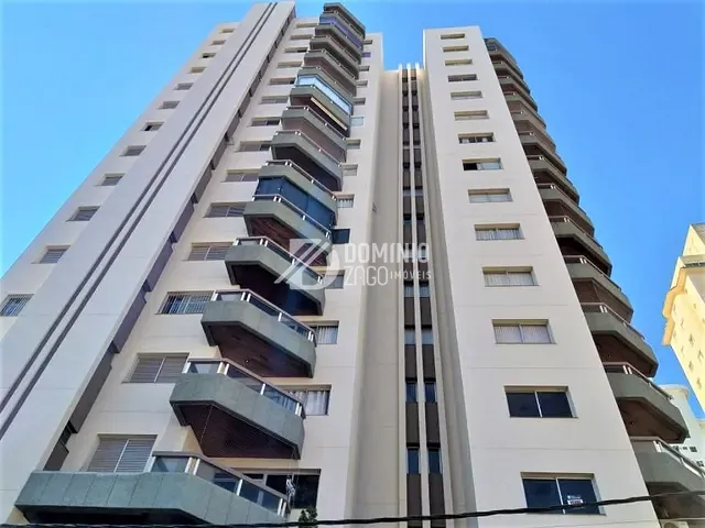 Apartamento 3 quartos e 3 banheiros, para alugar, no bairro Centro em Uberaba