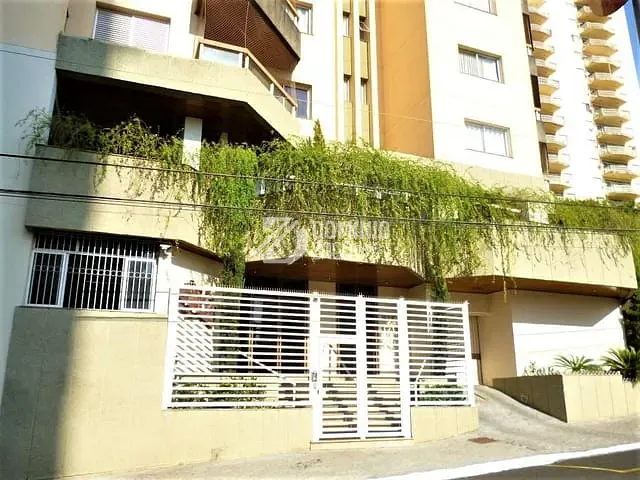 Apartamento 3 quartos e 3 banheiros, para alugar, no bairro Centro em Uberaba