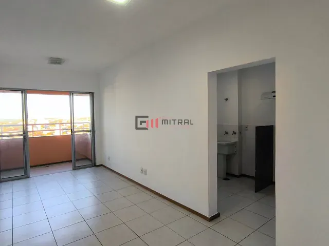Apartamento com 116m² 3 quartos e 1 banheiro, para alugar, no bairro Vila Filipin em Londrina