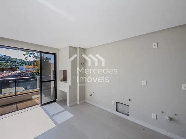 Apartamento com 100m² 2 quartos e 3 banheiros, à venda, no bairro Praia dos Amores em Balneário Camboriú