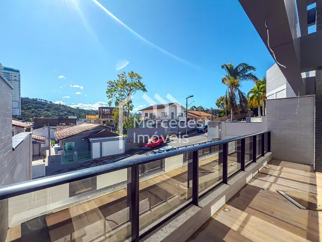 Apartamento com 100m² 2 quartos e 3 banheiros, à venda, no bairro Praia dos Amores em Balneário Camboriú