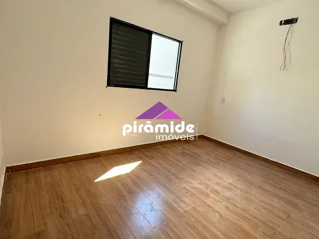 Apartamento 2 quartos e 2 banheiros, à venda, no bairro Sumaré em Caraguatatuba