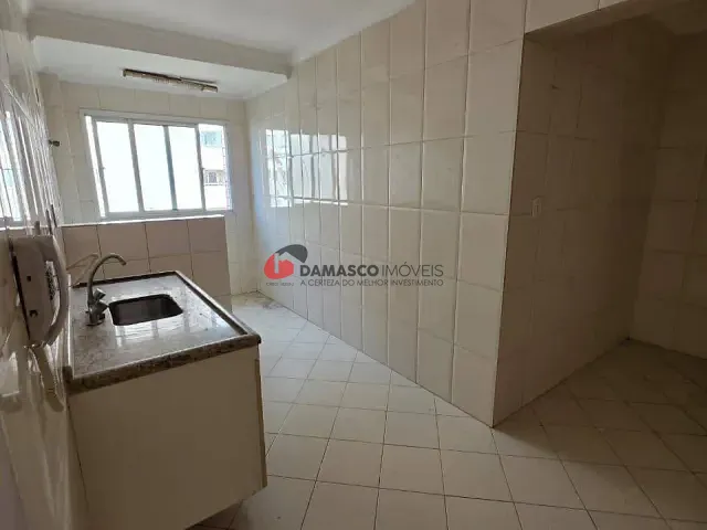 Apartamento 2 quartos e 1 banheiro, para alugar, no bairro Santa Maria em São Caetano do Sul