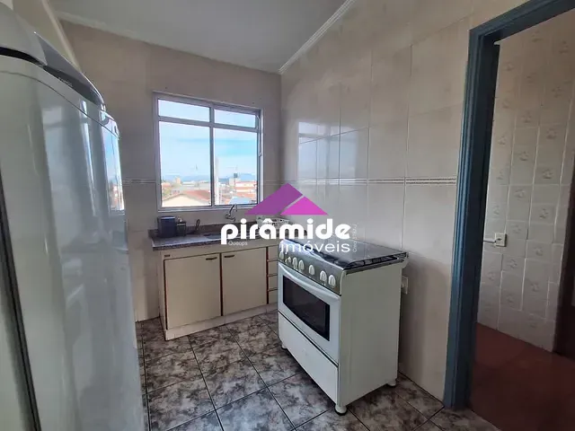 Apartamento 2 quartos e 1 banheiro, para alugar, no bairro Centro em Caraguatatuba