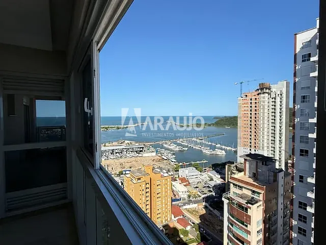 Apartamento 3 quartos e 3 banheiros, à venda, no bairro Centro em Itajaí
