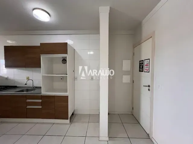 Apartamento 2 quartos e 1 banheiro, para alugar, no bairro São João em Itajaí