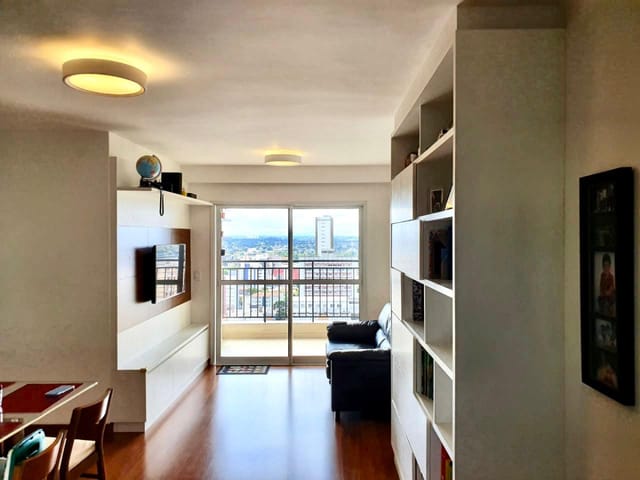 Apartamento 2 quartos e 2 banheiros, à venda, no bairro Centro em Curitiba