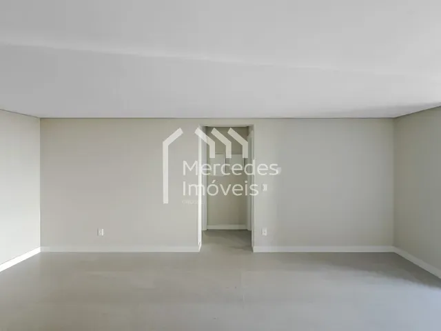 Apartamento com 100m² 2 quartos e 3 banheiros, à venda, no bairro Praia dos Amores em Balneário Camboriú