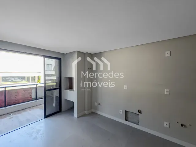 Apartamento com 100m² 2 quartos e 3 banheiros, à venda, no bairro Praia dos Amores em Balneário Camboriú