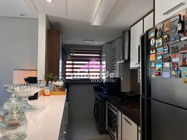 Apartamento 3 quartos e 2 banheiros, à venda, no bairro Parque Industrial em São José dos Campos