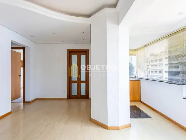 Apartamento com 108m² 2 quartos e 1 banheiro, à venda, no bairro Auxiliadora em Porto Alegre