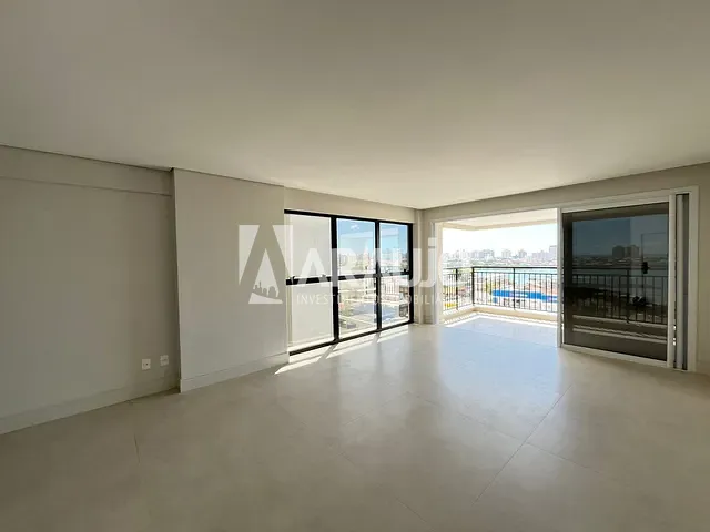 Apartamento com 214m² 44 quartos e 4 banheiros, à venda, no bairro Centro em Itajaí
