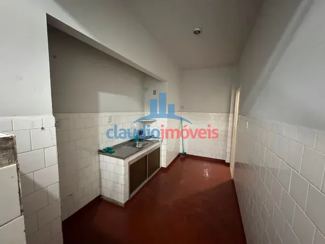 Apartamento 2 quartos e 1 banheiro, à venda, no bairro Aterrado em Volta Redonda