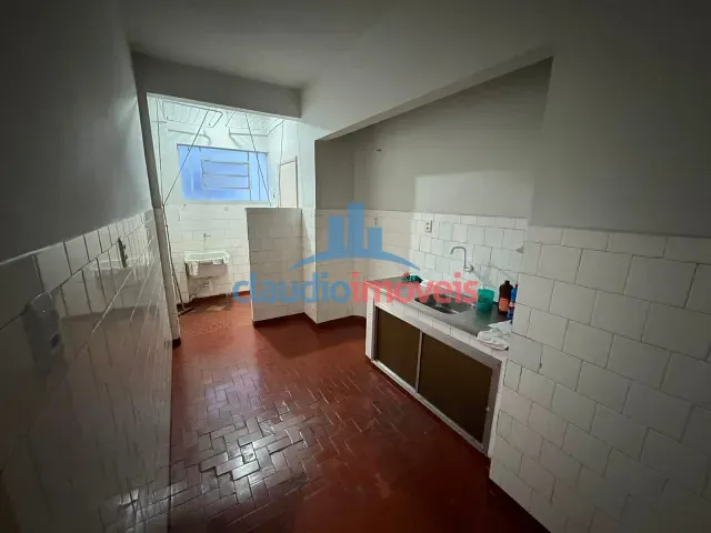 Apartamento 2 quartos e 1 banheiro, à venda, no bairro Aterrado em Volta Redonda