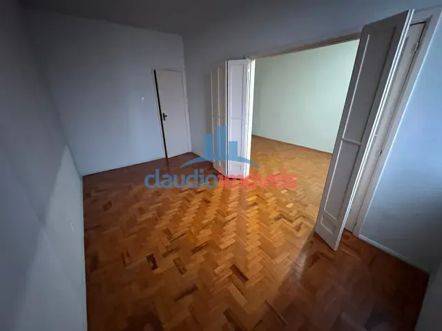 Apartamento 2 quartos e 1 banheiro, à venda, no bairro Aterrado em Volta Redonda