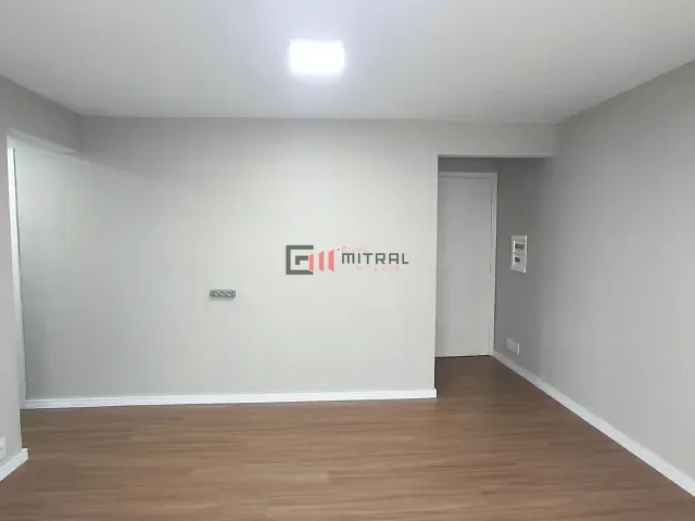 Apartamento com 82m² 3 quartos e 1 banheiro, à venda, no bairro Vale dos Tucanos em Londrina