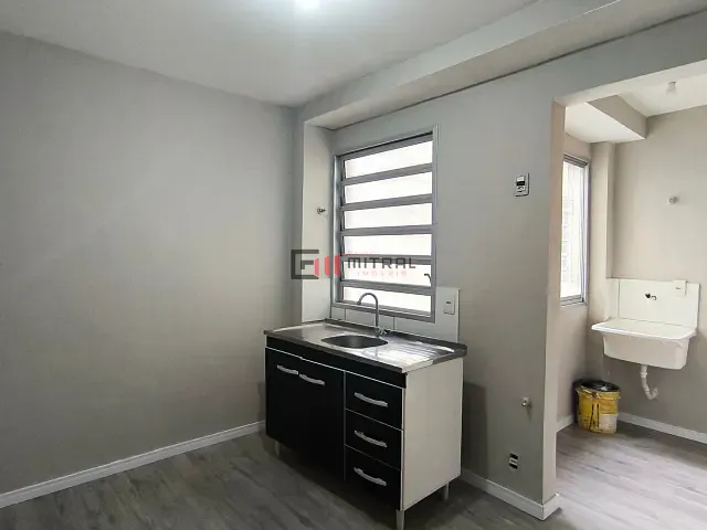 Apartamento com 82m² 3 quartos e 1 banheiro, à venda, no bairro Vale dos Tucanos em Londrina