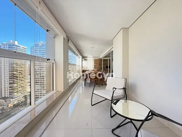 Apartamento com 235m² 4 quartos e 5 banheiros, para alugar, no bairro Setor Bueno em Goiânia