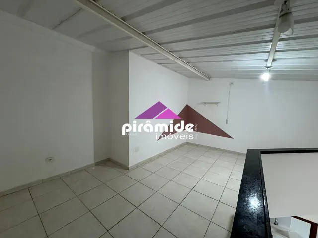 Apartamento 2 quartos e 1 banheiro, à venda, no bairro Centro em Caraguatatuba