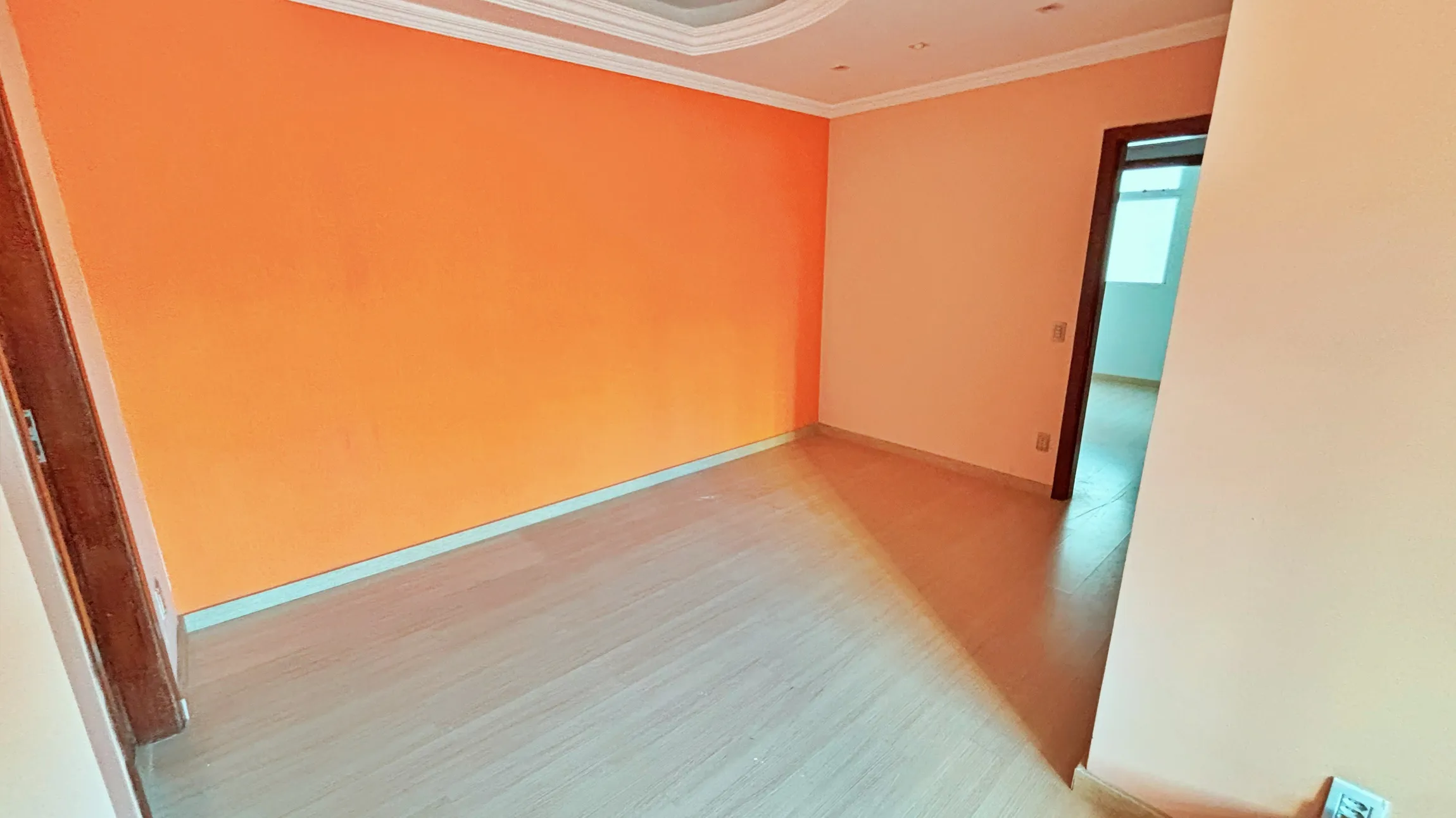 Apartamento para alugar com 3 quartos, suíte e 2 vagas no Bairro Caiçara, Belo Horizonte/MG