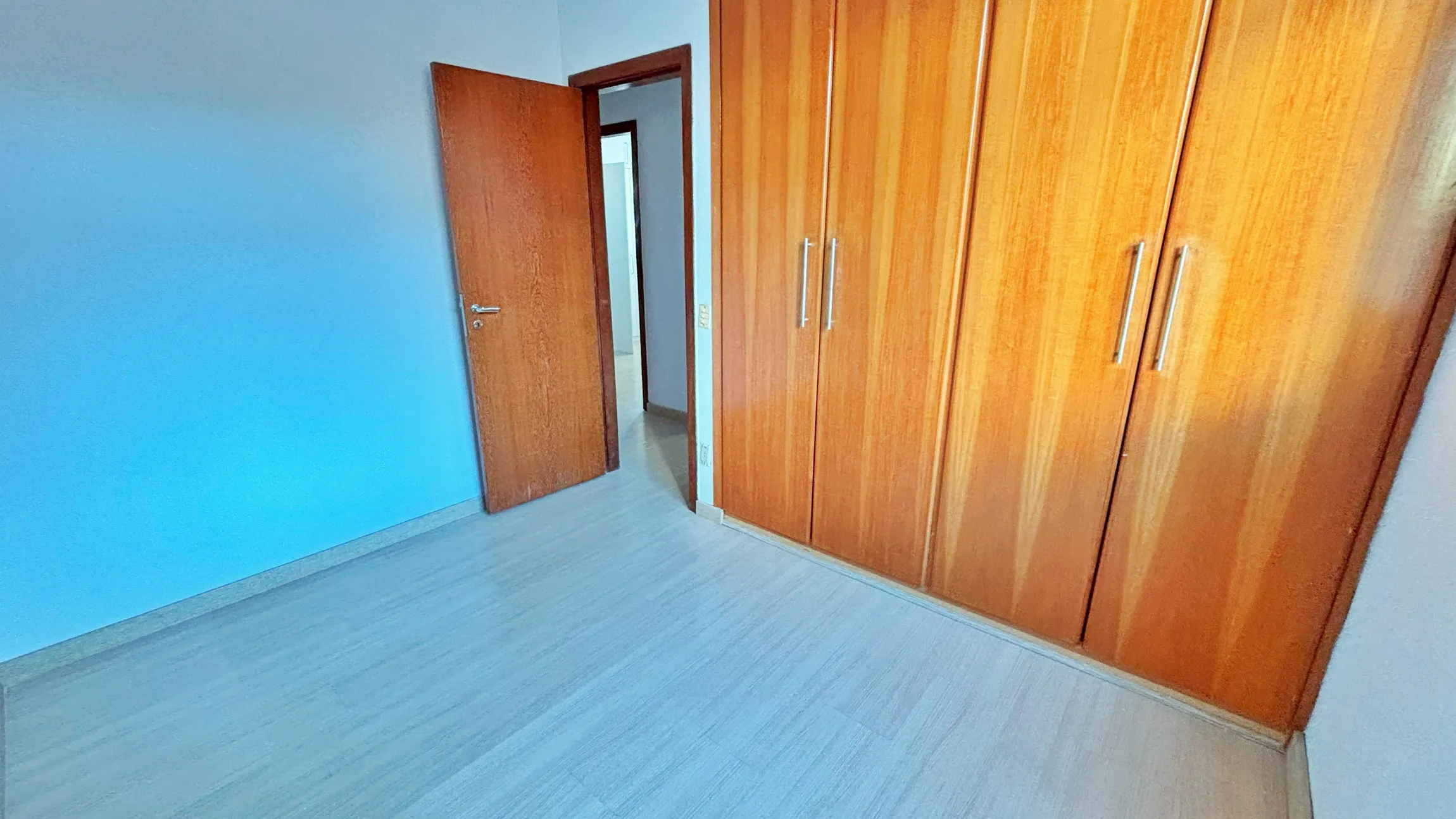Apartamento para alugar com 3 quartos, suíte e 2 vagas no Bairro Caiçara, Belo Horizonte/MG