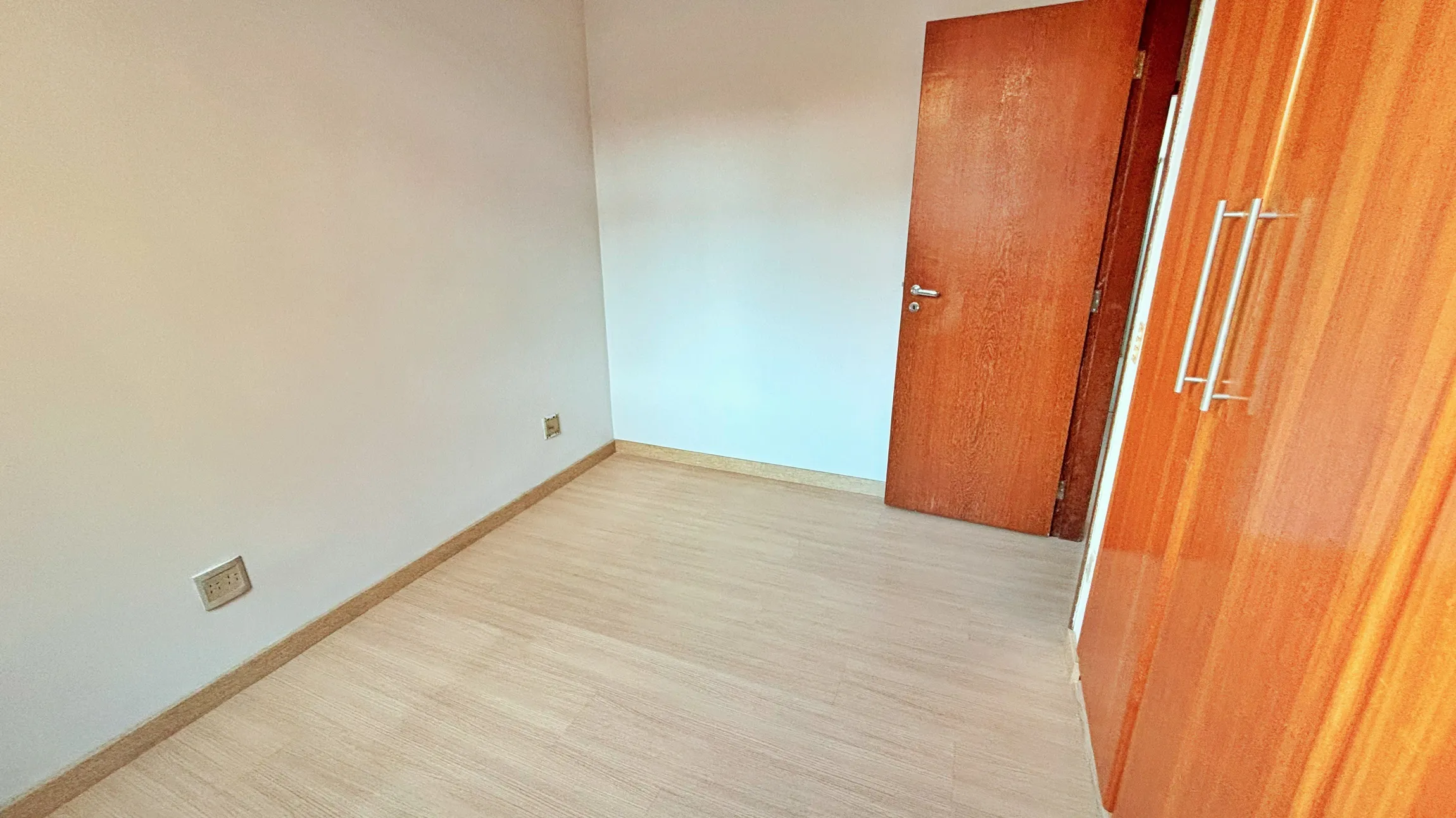 Apartamento para alugar com 3 quartos, suíte e 2 vagas no Bairro Caiçara, Belo Horizonte/MG