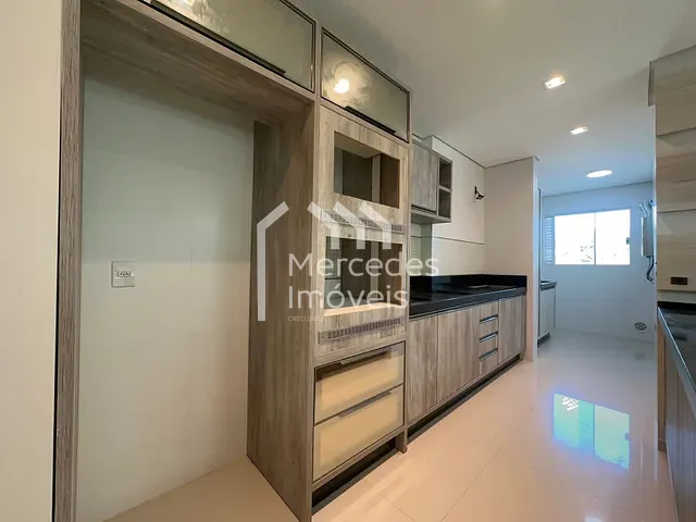 Apartamento com 183m² 3 quartos e 4 banheiros, à venda, no bairro Cabeçudas em Itajaí