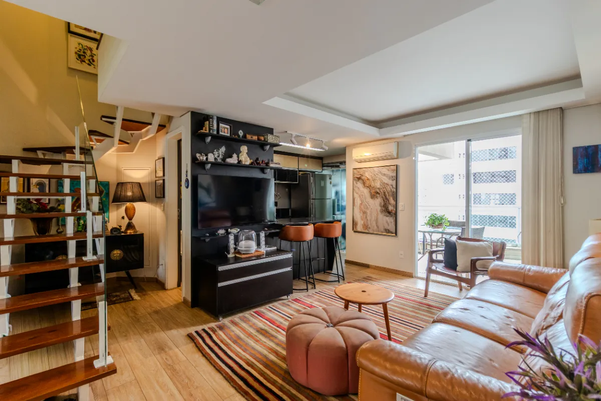 Apartamento para venda em Moema com 2 quartos, 70m²