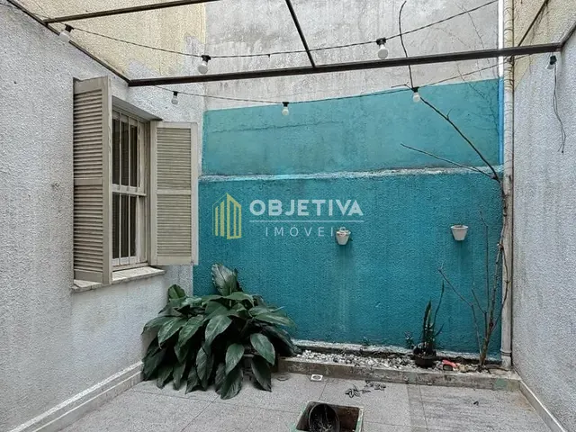 Apartamento com 86m² 2 quartos e 1 banheiro, à venda, no bairro Independência em Porto Alegre